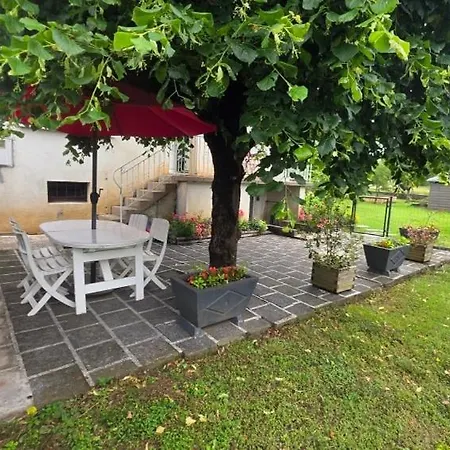 Aux Portes De L'aubrac * Saint-Côme-dʼOlt