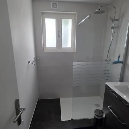 Aux Portes De L'aubrac *