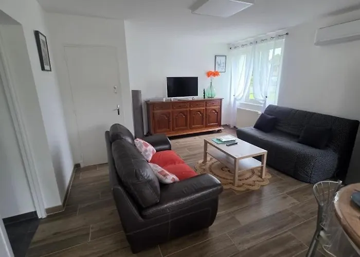 Aux Portes De L'aubrac Apartmán